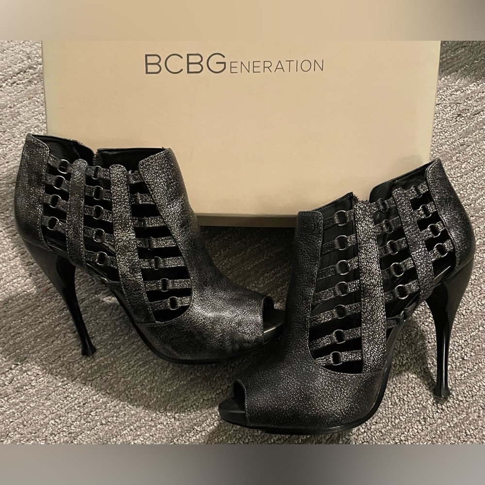 BCBGeneration Black/Pewter Sculptural High Heeled Booties with Unique Lacing